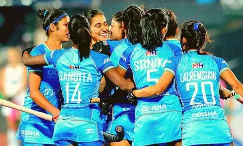 అమ్మాయిలకు అదిరే బోణీ.. మలేషియాపై భారీ విజయం