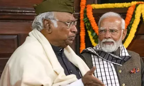 Kharge : విపక్ష ఎమ్మెల్యేలను మోడీ మేకల్లా చూస్తారు : ఖర్గే