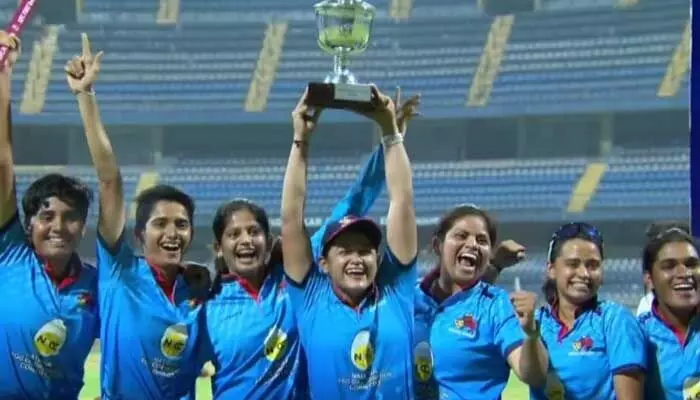 Womens T20 trophy : సీనియర్ వుమెన్స్ టీ20 విజేతగా ముంబై Womens T20 trophy : సీనియర్ వుమెన్స్ టీ20 విజేతగా ముంబై