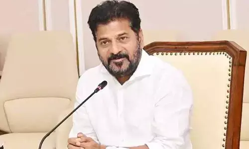 CM Revanth: నేడు ఢిల్లీకి సీఎం రేవంత్‌రెడ్డి.. ఏఐసీసీ పెద్దలతో ఆ అంశాలపై కీలక భేటీ!