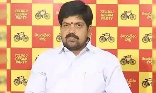 Minister Ravindra: అధికార గర్వంతో ఆనాడు పిచ్చికూతలు కూశారు.. మంత్రి కొల్లు రవీంద్ర ఘాటు వ్యాఖ్యలు