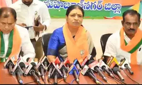 DK. Aruna : లగచర్ల ఘటన బాధాకరం : ఎంపీ‌ డీకే.అరుణ