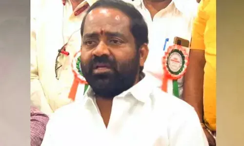అందుకే అధికారులపై దాడులు.. వీఆర్వో జేఏసీ సంచలన వ్యాఖ్యలు