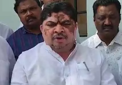 Minister Ponnam : ధాన్యం కొనుగోలు సజావుగా నిర్వహించాలి : మంత్రి పొన్నం Minister Ponnam : ధాన్యం కొనుగోలు సజావుగా నిర్వహించాలి : మంత్రి పొన్నం