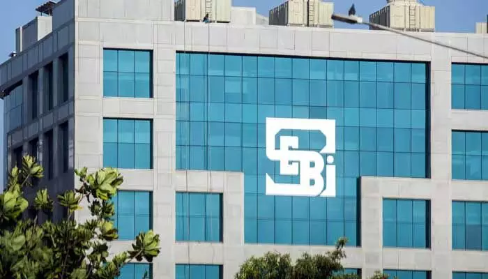 SEBI: ఫిబ్రవరి 1 నుంచి యూపీఐ మెకానిజంను అమలు చేయండి.. స్టాక్ బ్రోకర్లకు సెబీ కీలక ఆదేశం..! SEBI: ఫిబ్రవరి 1 నుంచి యూపీఐ మెకానిజంను అమలు చేయండి.. స్టాక్ బ్రోకర్లకు సెబీ కీలక ఆదేశం..!