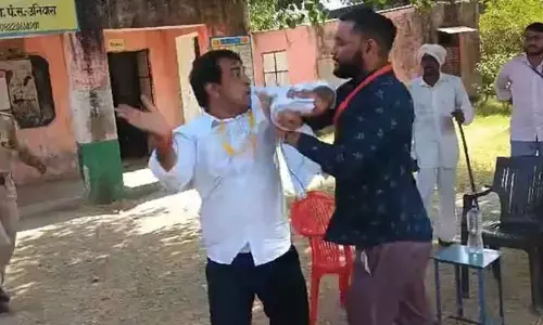 Rajasthan By Poll: పోలింగ్ అధికారి చెంప వాయించిన అభ్యర్థి.. వీడియో వైరల్