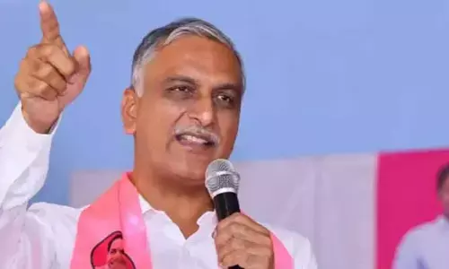 Harish Rao:‘ప్రభుత్వ నిర్ల‌క్ష్యం వ‌ల్ల ద‌ళారుల పాలైన ధాన్యం’.. మాజీ మంత్రి సంచలన వ్యాఖ్యలు