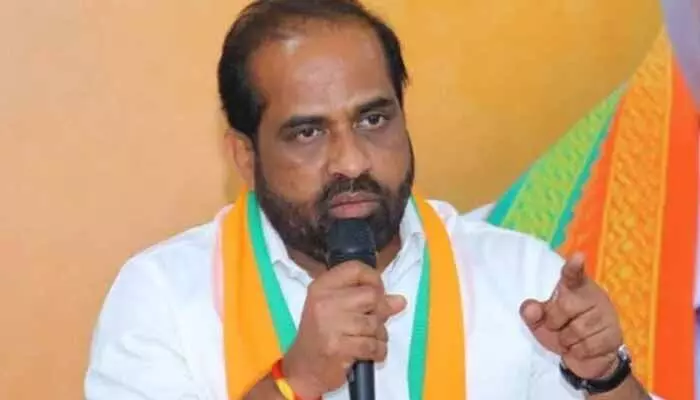 AP News:‘జగన్ తాను తీసుకుంటున్న రాజకీయ గోతిలో తానే పడుతున్నాడు’:మంత్రి సత్య కుమార్ AP News:‘జగన్ తాను తీసుకుంటున్న రాజకీయ గోతిలో తానే పడుతున్నాడు’:మంత్రి సత్య కుమార్
