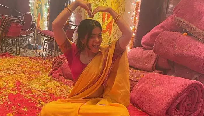 Rashmika Mandanna: ఆ జ్ఞాపకాలను గుర్తుచేసుకుంటోన్న రష్మిక మందన్న.. ఇంట్రెస్టింగ్ పోస్ట్ వైరల్ Rashmika Mandanna: ఆ జ్ఞాపకాలను గుర్తుచేసుకుంటోన్న రష్మిక మందన్న.. ఇంట్రెస్టింగ్ పోస్ట్ వైరల్