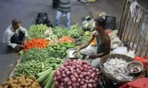 Inflation: నాలుగు నెలల గరిష్ఠానికి చేరిన టోకు ద్రవ్యోల్బణం