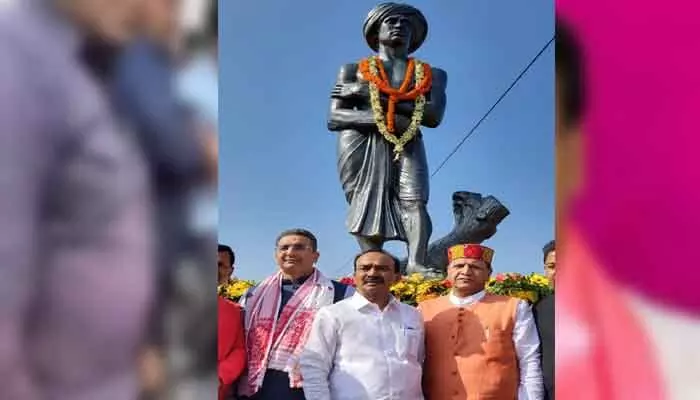 Etala : బీజేపీతోనే గిరిజనుల అభివృద్ధి : జార్ఖండ్ లో ఈటల Etala : బీజేపీతోనే గిరిజనుల అభివృద్ధి : జార్ఖండ్ లో ఈటల
