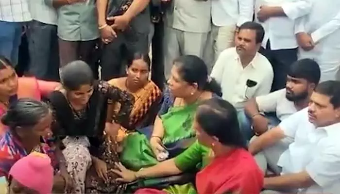 T Congress: సబితకు జ్ఞానోదయం చేశారు.. మీరు వెళ్లండి.. తెలంగాణ కాంగ్రెస్ ట్వీట్ T Congress: సబితకు జ్ఞానోదయం చేశారు.. మీరు వెళ్లండి.. తెలంగాణ కాంగ్రెస్ ట్వీట్