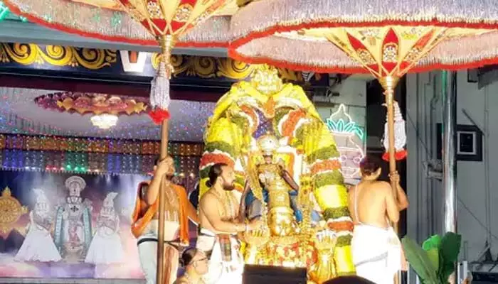 Tirumala News : తిరుమలలో ఘనంగా కార్తీక పౌర్ణమి గరుడసేవ Tirumala News : తిరుమలలో ఘనంగా కార్తీక పౌర్ణమి గరుడసేవ