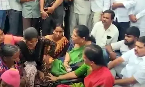 T Congress: సబితకు జ్ఞానోదయం చేశారు.. మీరు వెళ్లండి.. తెలంగాణ కాంగ్రెస్ ట్వీట్