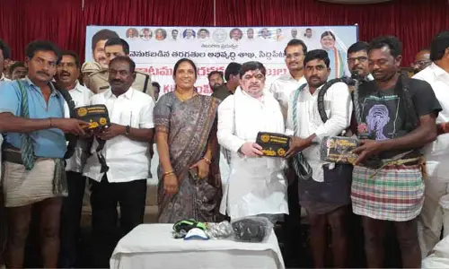 Minister Ponnam: గీత కార్మికులకు భారీ గుడ్ న్యూస్.. మంత్రి పొన్నం కీలక ప్రకటన!