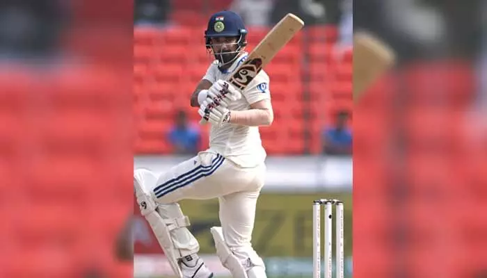 KL Rahul : ప్రాక్టీస్ మ్యాచ్లో కేఎల్ రాహుల్ బ్యాటింగ్.. టీంఇండియాకు బిగ్ రిలీఫ్ KL Rahul : ప్రాక్టీస్ మ్యాచ్లో కేఎల్ రాహుల్ బ్యాటింగ్.. టీంఇండియాకు బిగ్ రిలీఫ్