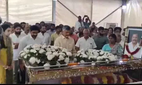 CM Chandrababu: నారావారిపల్లెకు చేరుకున్న సీఎం చంద్రబాబు కుటుంబం