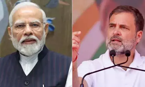 Maharashtra Elections: మహారాష్ట్రలో పోటాపోటీ ప్రచారం.. అధికార, ప్రతిపక్షాల మ్యానిఫెస్టో ఎలా ఉంది?
