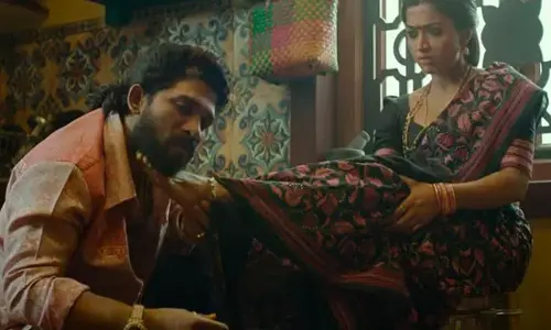 Allu Arjun: పుష్ప 2 లో అల్లు అర్జున్, రష్మిక కాలు పట్టుకున్న సీన్ హైలెట్ గా నిలవనుందా?