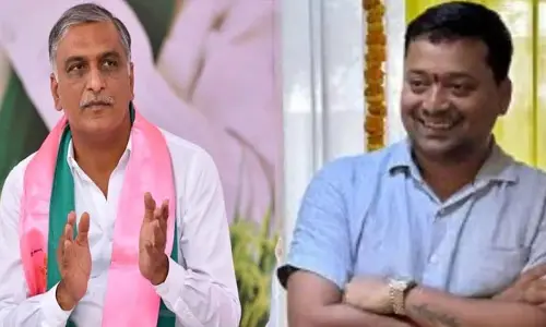 Phone tapping : హరీశ్ రావు నా ఫోన్ ట్యాప్ చేయించారు.. జూబ్లీహల్స్ పోలీస్‌స్టేషన్‌లో కాంగ్రెస్ నేత