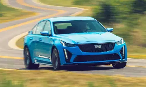Best Sedan car: టయోటా నుంచి మరో సరికొత్త సూపర్​ స్టైలిష్​ సెడాన్ లాంచ్​.. ఎప్పుడంటే?