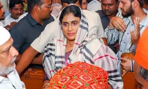 YS Sharmila: ఎంతో పవిత్రమైన స్థలం ఇది