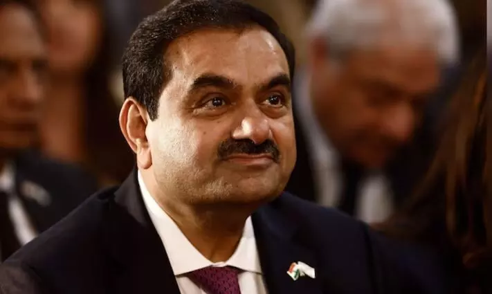 Adani: అంబానీ జియో సెంటర్కు పోటీగా అదానీ అతిపెద్ద కన్వెన్షన్ సెంటర్ Adani: అంబానీ జియో సెంటర్కు పోటీగా అదానీ అతిపెద్ద కన్వెన్షన్ సెంటర్