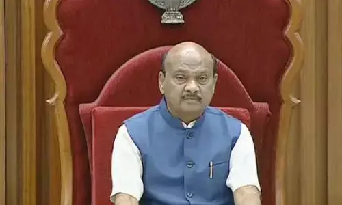 స్పీకర్ సోషల్ రెస్పాన్సిబుల్.. వావ్ అంటున్న ప్రజలు