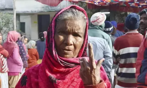 Maharashtra - Jharkhand Elections: మహారాష్ట్ర, జార్ఖండ్ లలో 11 గంటల వరకు పోలింగ్ వివరాలివే..