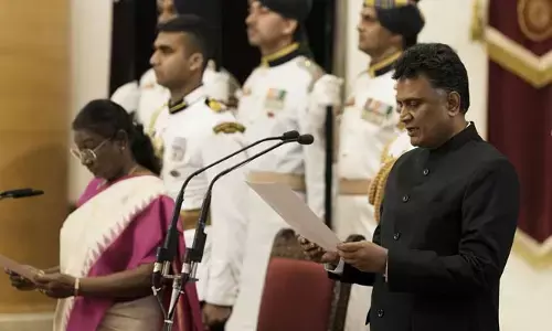 CAG Sanjay Murthy : కాగ్ జనరల్‌గా తొలి తెలుగు వ్యక్తి సంజయ్‌మూర్తి ప్రమాణస్వీకారం