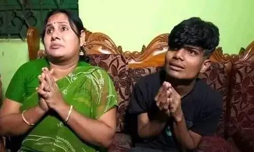 ఆంటీతో అబ్బాయి ఎఫైర్.. ఆ రోజు ఇంట్లోకి వెళ్లిన అతడికి మర్చిపోలేని మెమోరీ..!!