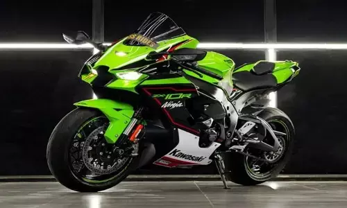 Kawasaki: కవాసకి కీలక నిర్ణయం.. ఈ బైక్ కొనుగోలుపై రూ. 1.14 లక్షల వరకు డిస్కౌంట్..!