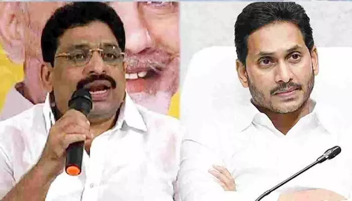AP News:‘జగన్ అమెరికాకు వెళ్తే.. మళ్ళీ తిరిగిరాడు’.. టీడీపీ నేత సంచలన వ్యాఖ్యలు AP News:‘జగన్ అమెరికాకు వెళ్తే.. మళ్ళీ తిరిగిరాడు’.. టీడీపీ నేత సంచలన వ్యాఖ్యలు