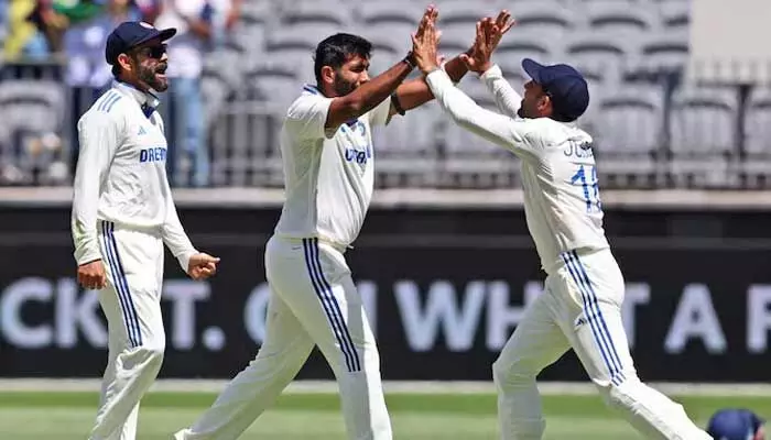 BGT: పెర్త్ టెస్టులో టీమిండియా ఘన విజయం BGT: పెర్త్ టెస్టులో టీమిండియా ఘన విజయం