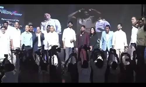 BRS VS Congress : ఫ్రెండ్లీ మ్యాచ్! మంత్రి పొన్నం బౌలింగ్, హరీశ్ రావు బ్యాటింగ్ వైరల్