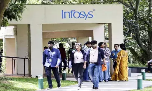 Infosys: ఉద్యోగులకు ఇన్ఫోసిస్ అదిరిపోయే గుడ్‌న్యూస్‌.. ఏకంగా    85 శాతం బోనస్..!