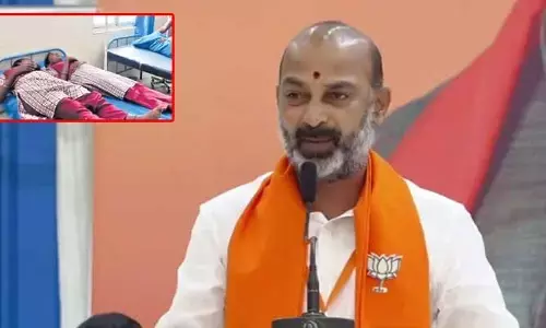 Bandi Sanjay: ఫుడ్ పాయిజనింగ్  కాంగ్రెస్ కు బీఆర్ఎస్ నించి వచ్చిన వారసత్వం: బండి సంజయ్
