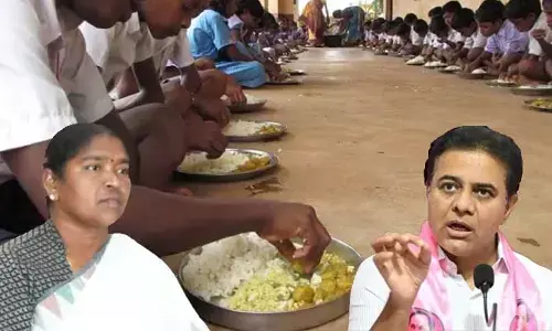 Minister Seetakka : ఫుడ్ పాయిజన్ ఘటనల వెనుక కుట్ర ఉంది.. మంత్రి సీతక్క సెన్సేషనల్ కామెంట్స్