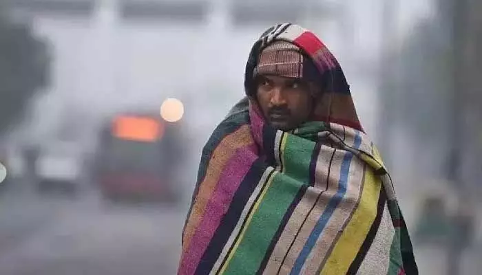 Telangana Weather: చలి పంజా.. హైదరాబాద్ కు ఎల్లో అలర్ట్ Telangana Weather: చలి పంజా.. హైదరాబాద్ కు ఎల్లో అలర్ట్