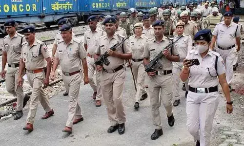 RPF Sub Inspector: రైల్వే అభ్యర్థులకు బిగ్ అలర్ట్.. ఆర్పీఎఫ్ సబ్ ఇన్‌స్పెక్టర్ ఎగ్జామ్స్ అడ్మిట్ కార్డులు విడుదల..!