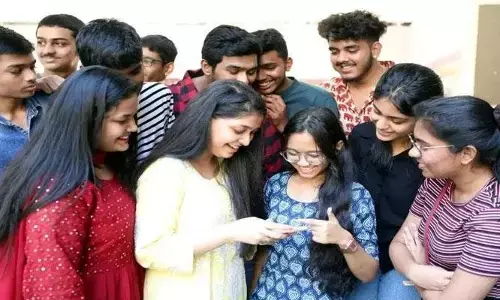 M.Ed Admission Schedule: ఎంఈడీ, ఎంపీఈడీ ఫైనల్ ఫేజ్ అడ్మిషన్ షెడ్యూల్ రిలీజ్.. రేపటి నుంచి రిజిస్ట్రేషన్ ప్రక్రియ..!