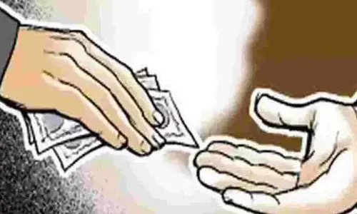 MalkajGiri: భవనానికో రేటు.. ఆయన రూటే సప‘రేటు’