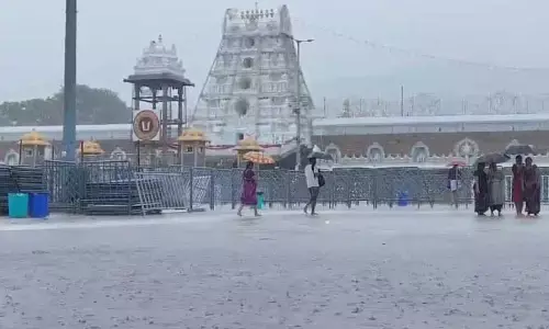 Tirumala: తిరుమలపై ఫెంగల్ ఎఫెక్ట్.. పాప వినాశనం, శ్రీవారిపాదాలు మూసివేత