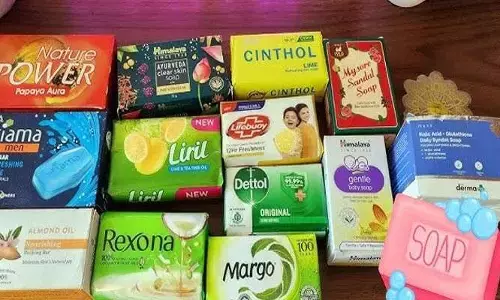 Soaps Prices Hike: సామాన్యులకు మరో షాక్.. సబ్బుల ధరల పెంపు..!