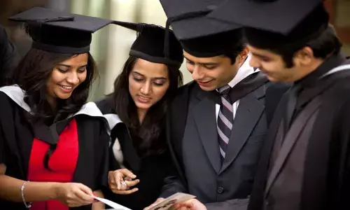 CM Overseas Scholarship: మైనారిటీ విద్యార్థులకు గుడ్‌న్యూస్.. సీఎం విదేశీ విద్య పథకానికి దరఖాస్తుల ఆహ్వానం..!