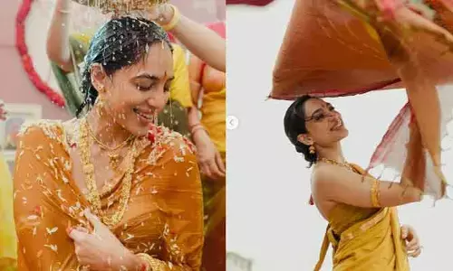 Sobhita Dhulipala: హల్దీ ఫొటోలు షేర్ చేసిన శోభిత.. చైతు మాయలో పడకు బాధ పడతావంటున్న నెటిజన్లు