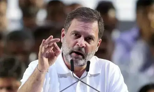 Rahul Gandhi : రాహుల్‌గాంధీ పౌరసత్వంపై మీ వైఖరేంటో చెప్పండి.. కేంద్రానికి హైకోర్టు ఆదేశాలు