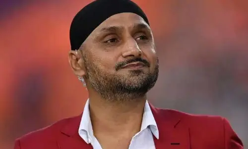 Harbhajan Singh : అడిలైడ్‌ టెస్ట్‌లో భారత్ గెలిస్తే అక్కడికి చేరినట్లే.. : హర్భజన్ సింగ్