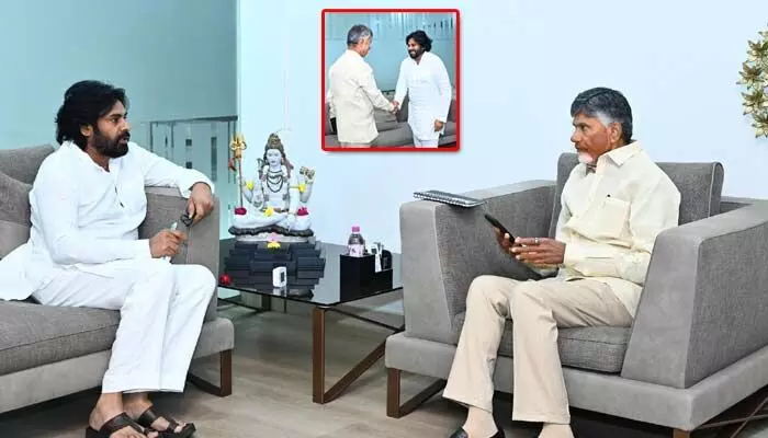 Undavalli: సీఎం చంద్రబాబుతో పవన్ కల్యాణ్ భేటీ... చర్చించిన కీలక అంశాలివే..! Undavalli: సీఎం చంద్రబాబుతో పవన్ కల్యాణ్ భేటీ... చర్చించిన కీలక అంశాలివే..!