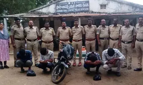 Kodad: భారీగా గంజాయి పట్టివేత